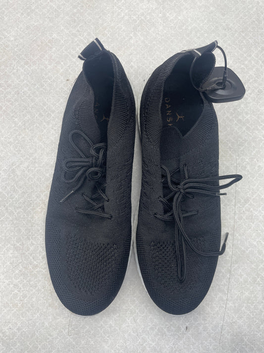 Shoes Athletic By Danskin In Black, Size: 8.5