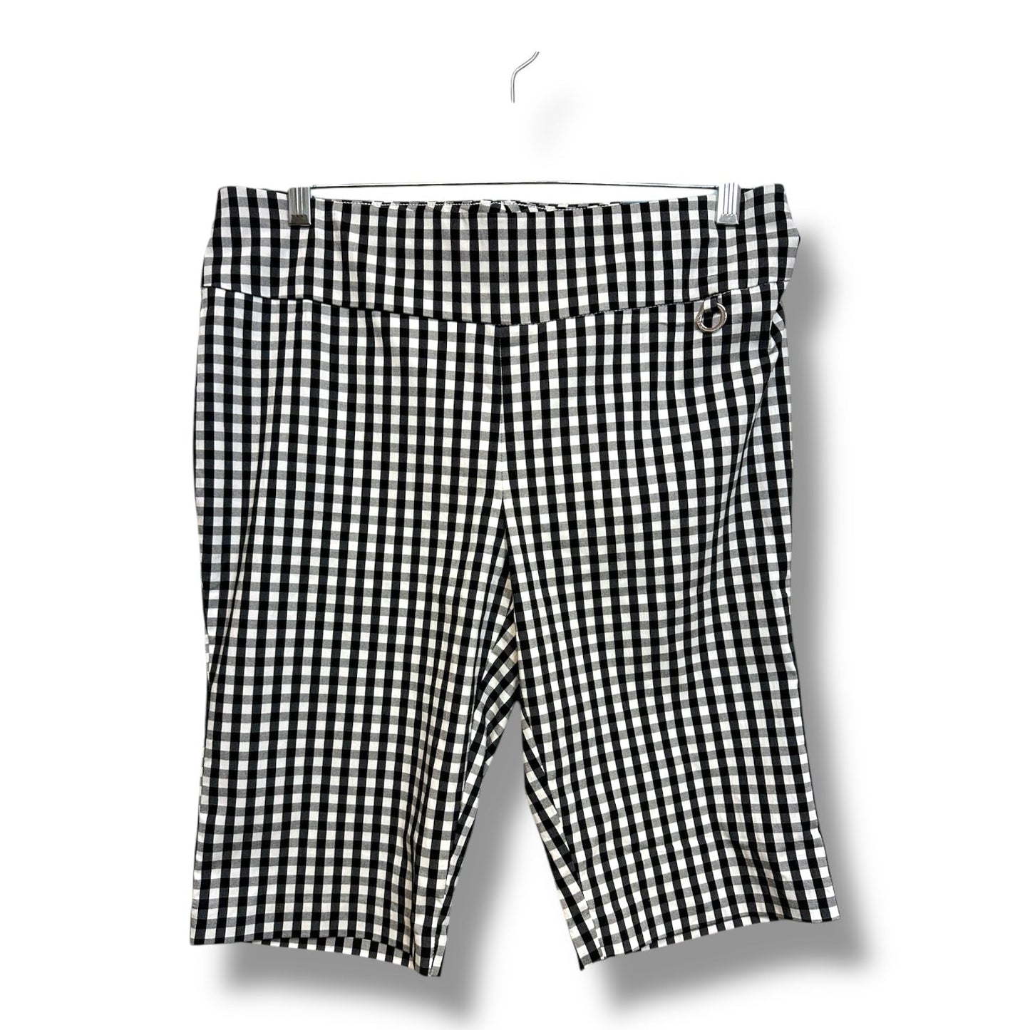 Shorts By Rafaella In Checkered Pattern, Size: 10