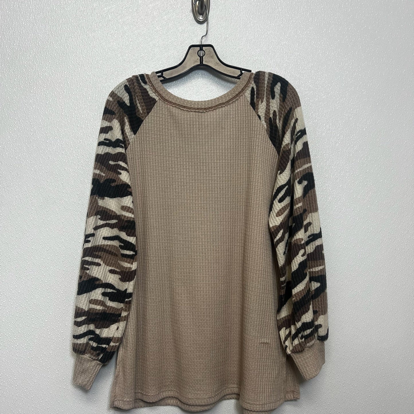 Top Long Sleeve By White Birch In Brown, Size: M