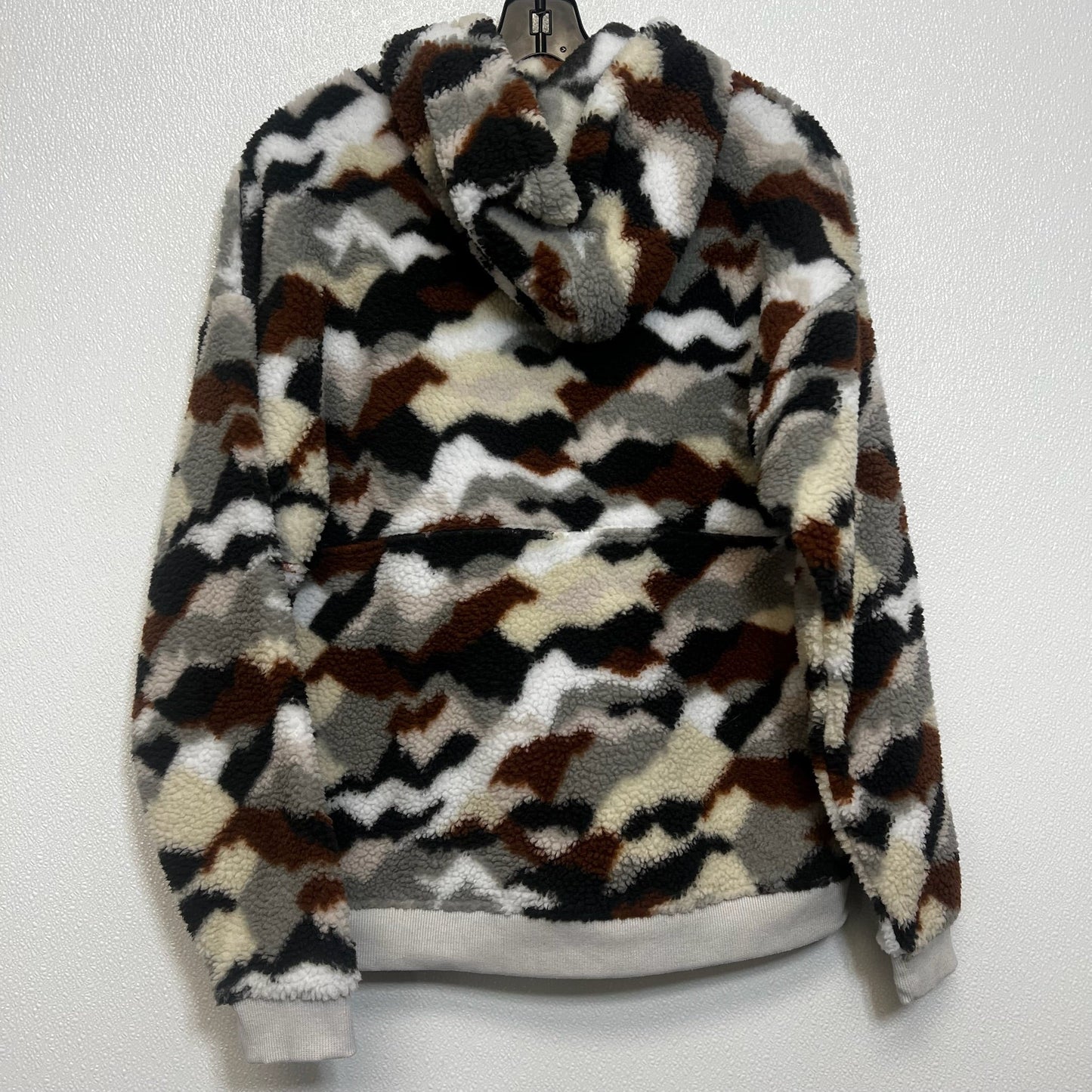 Sweatshirt Hoodie By Eddie Bauer O In Camoflauge, Size: S