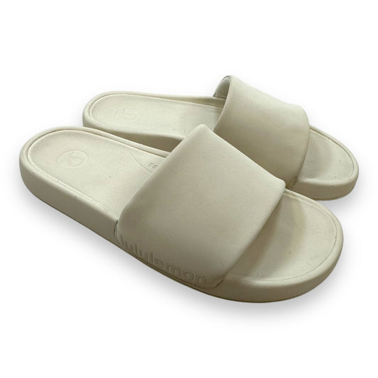 Sandals Flats By Lululemon In White, Size: 7