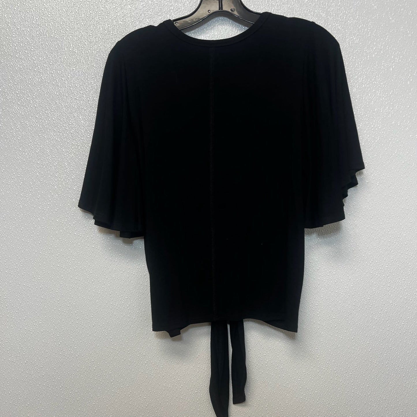 Top Short Sleeve By Karen Kane In Black, Size: Xs