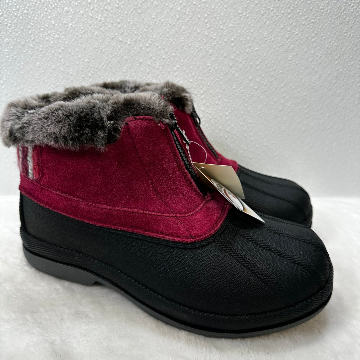 Boots Snow By PROPET In Wine, Size: 6.5