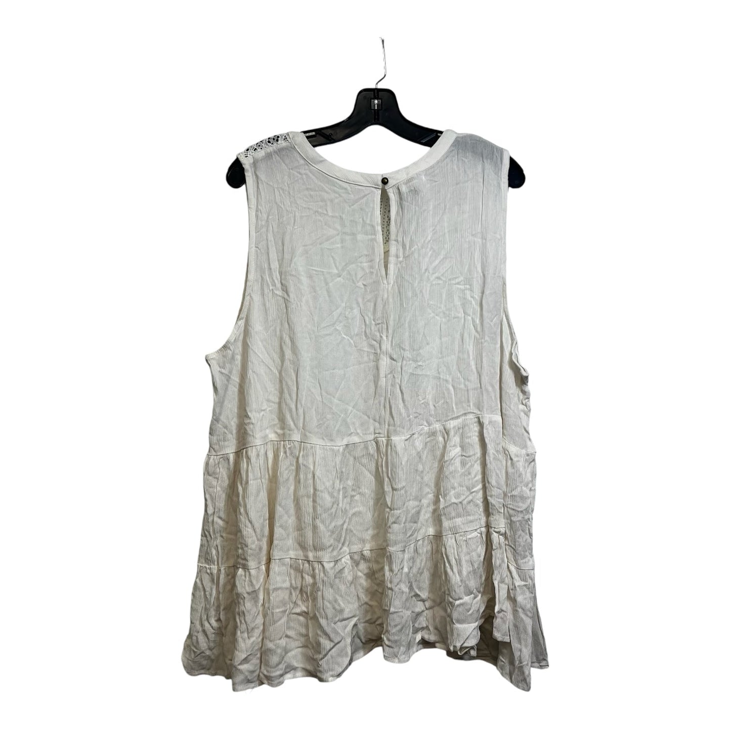 Top Sleeveless By Maurices In Ivory, Size: 3x