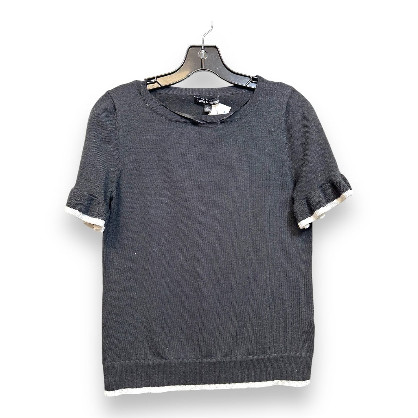 Sweater Short Sleeve By Cable And Gauge In Black, Size: S