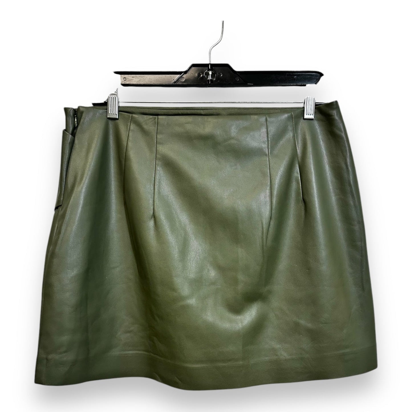 Skirt Mini & Short By Express In Green, Size: 12