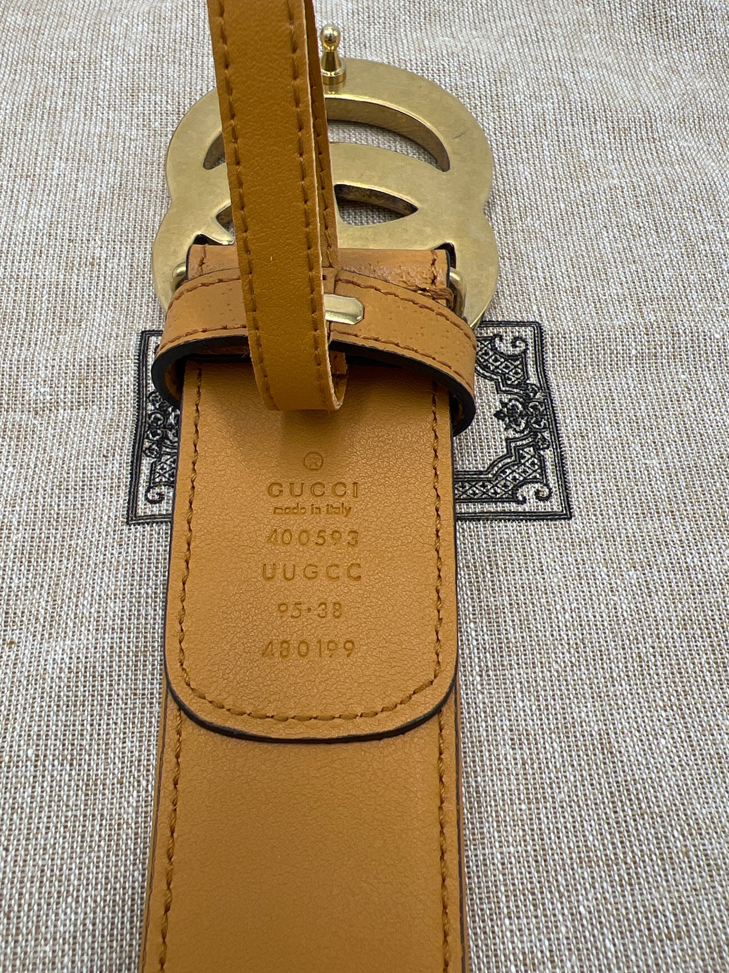 Gucci Belt Luxury Designer in Size: 95 / 38