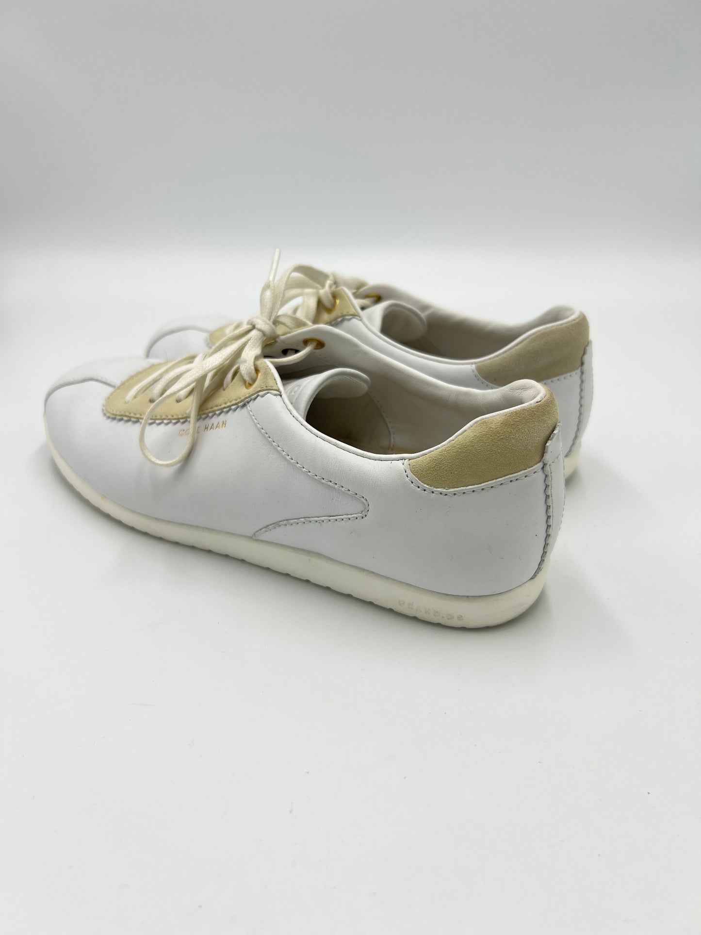 Shoes Designer By Cole-Haan In White, Size: 9