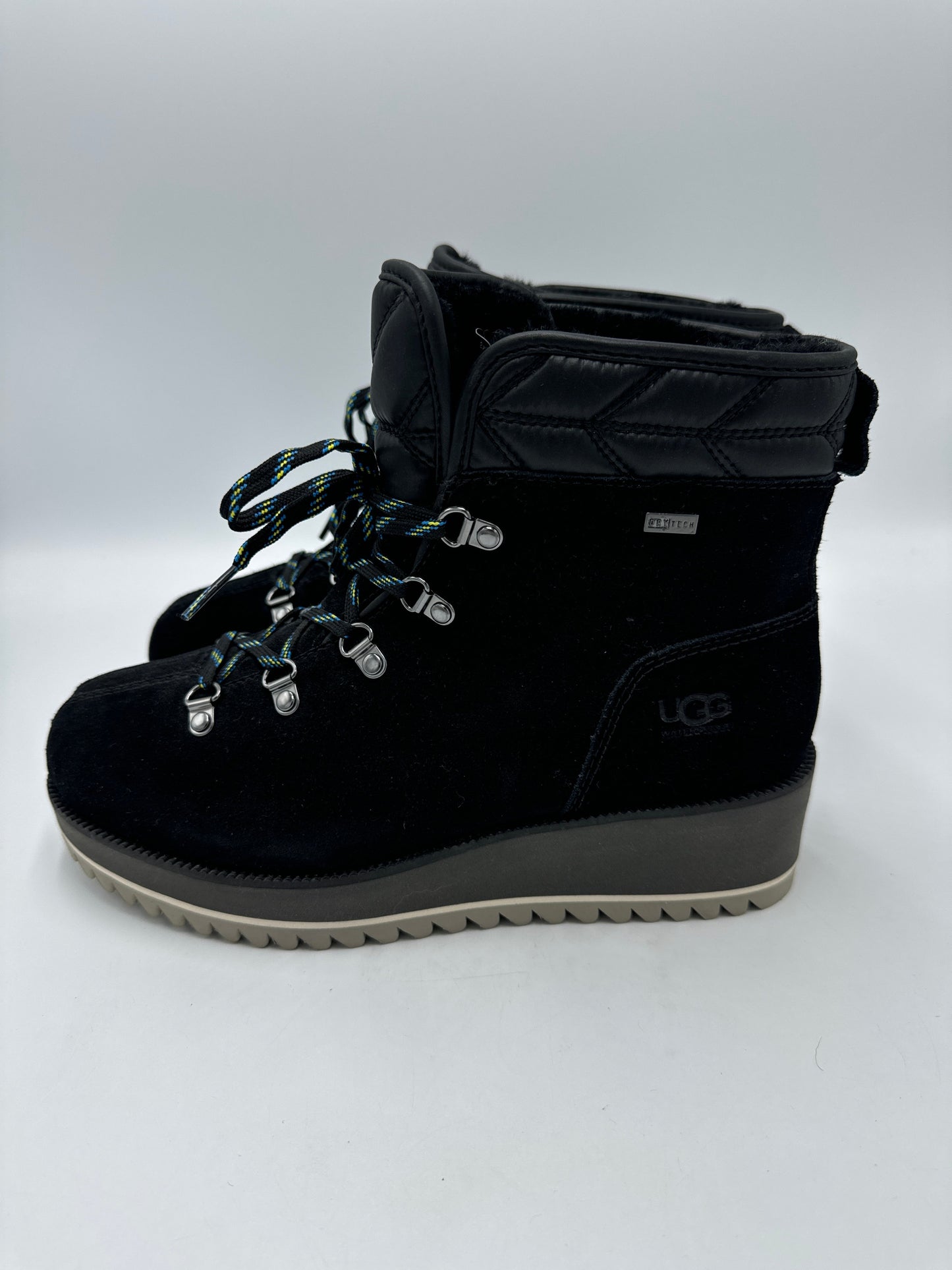 Like New! Boots Designer By UGG In Black, Size: 8