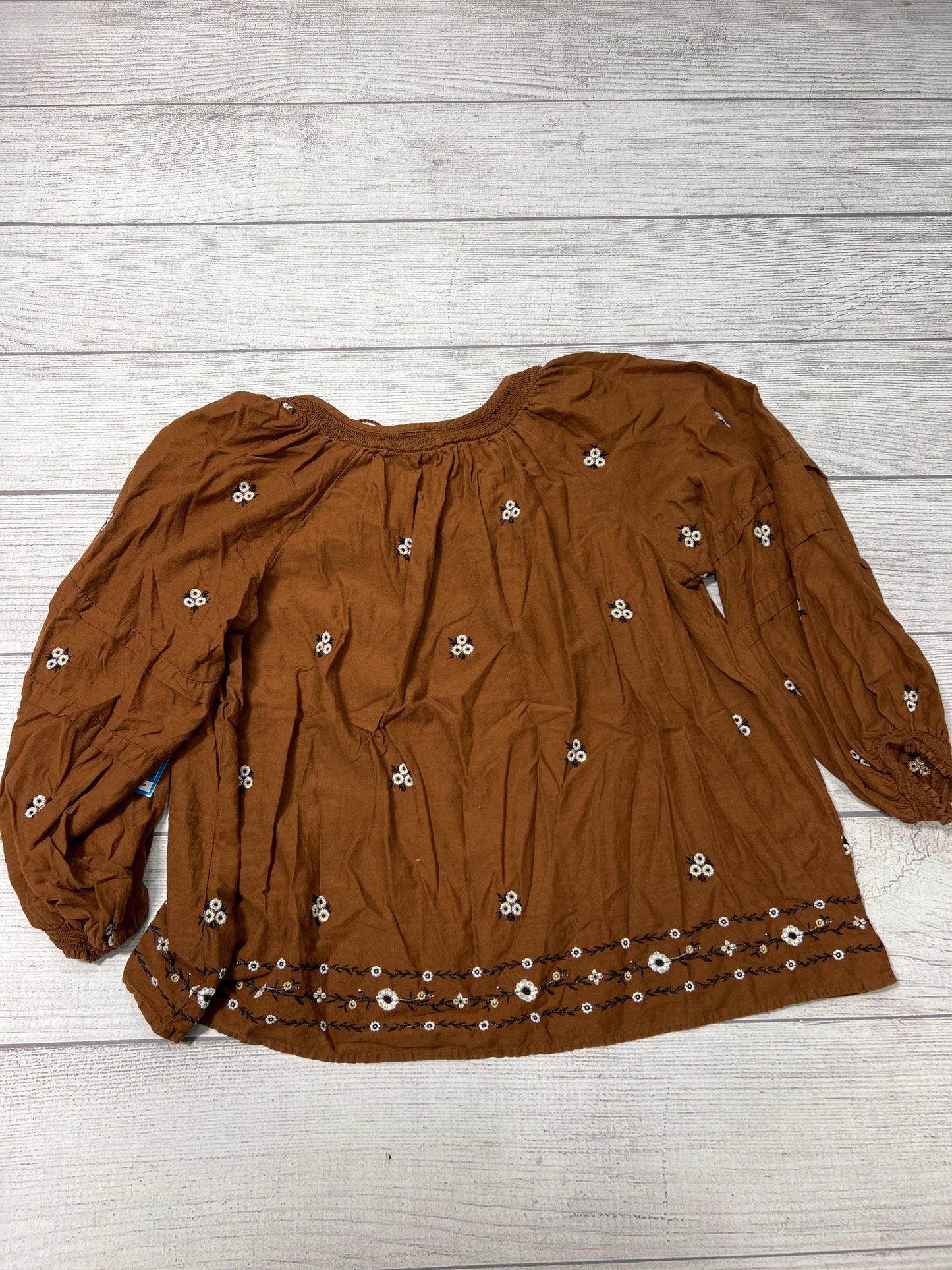 Top Long Sleeve By Old Navy In Brown, Size: Xl