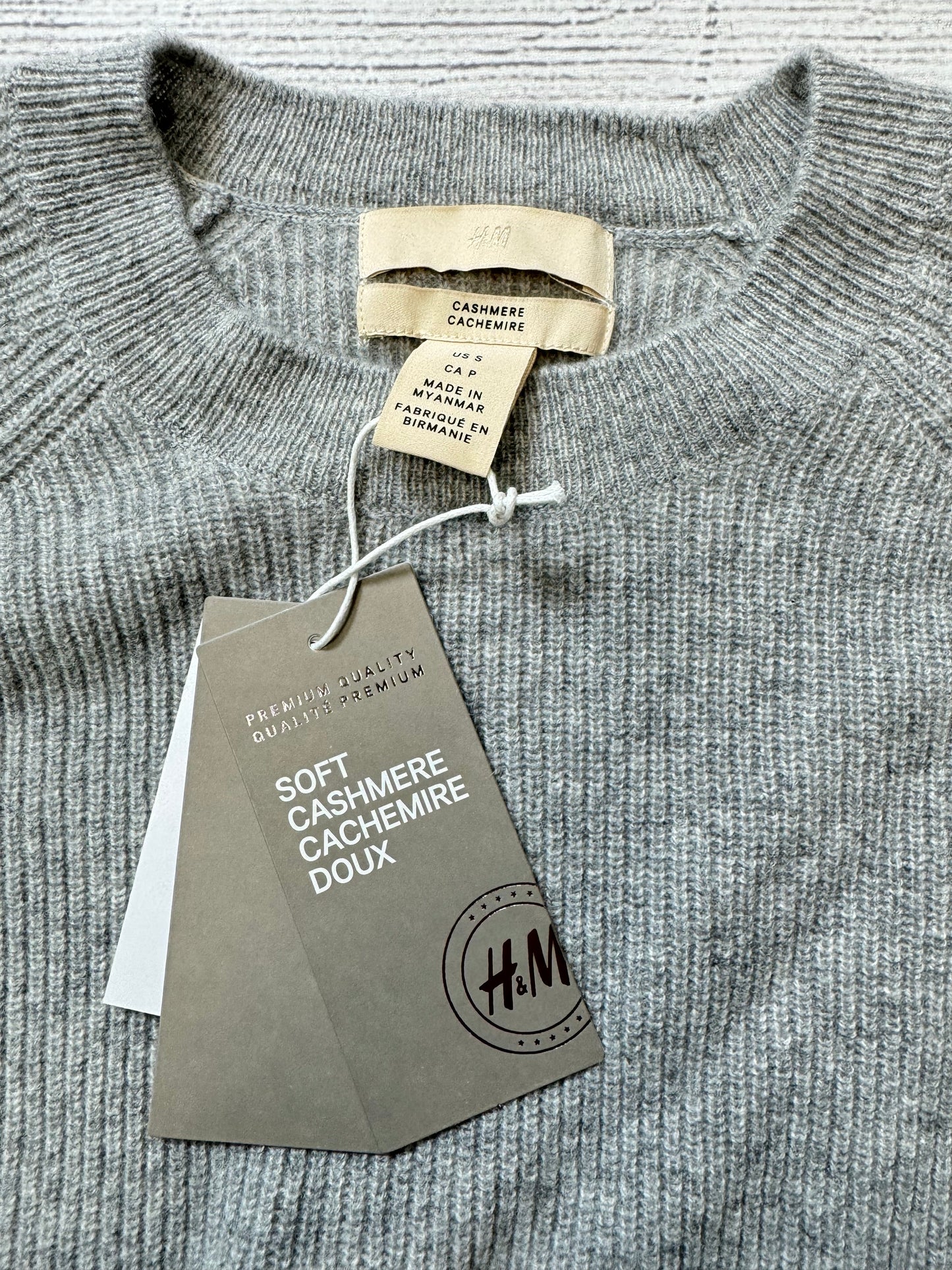 Sweater Short Sleeve By H&m In Grey, Size: S