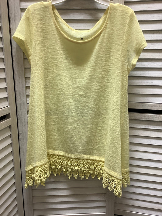 Top Short Sleeve Basic By New York And Co  Size: M