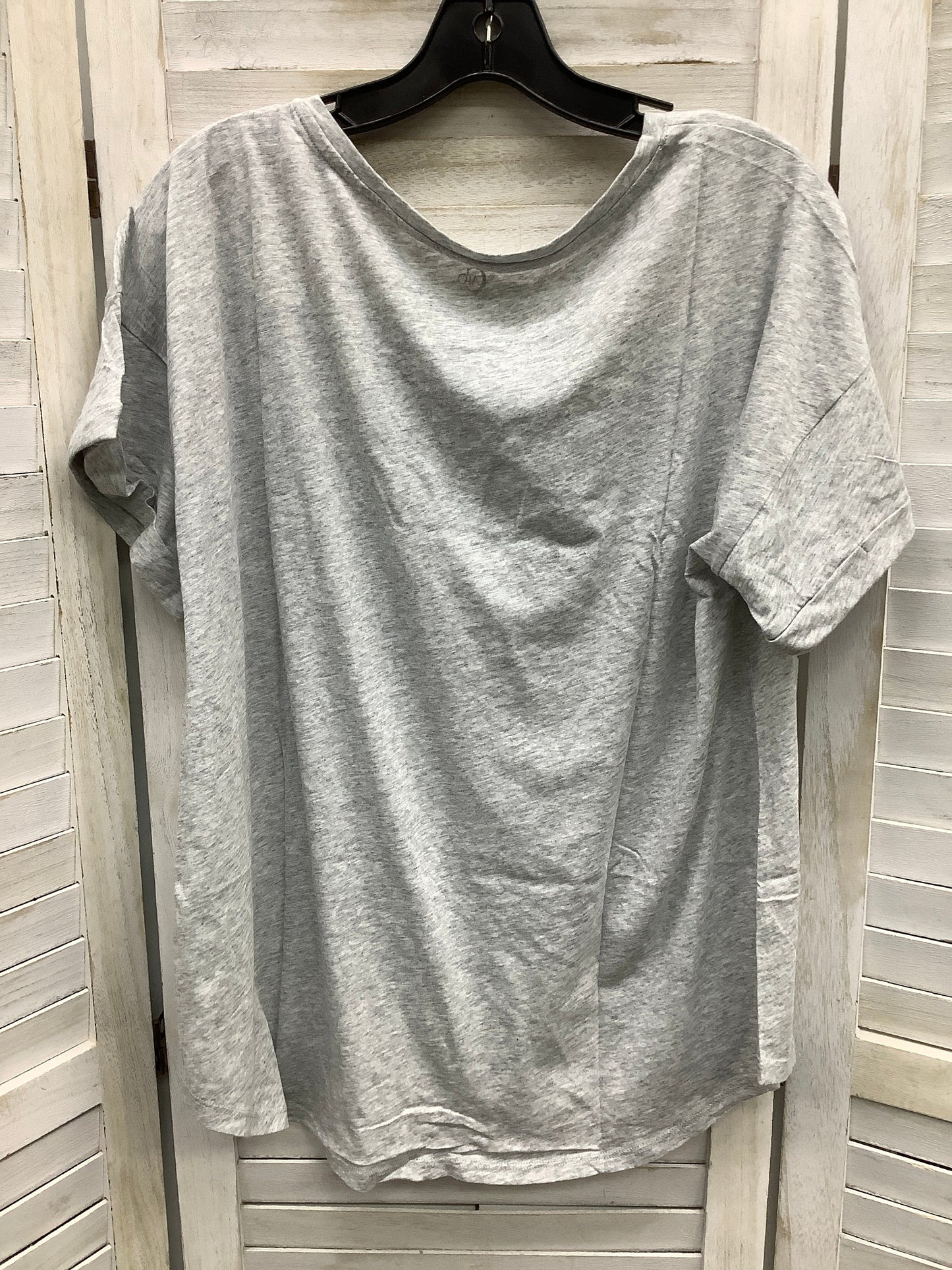 Top Short Sleeve Basic By Cato  Size: L