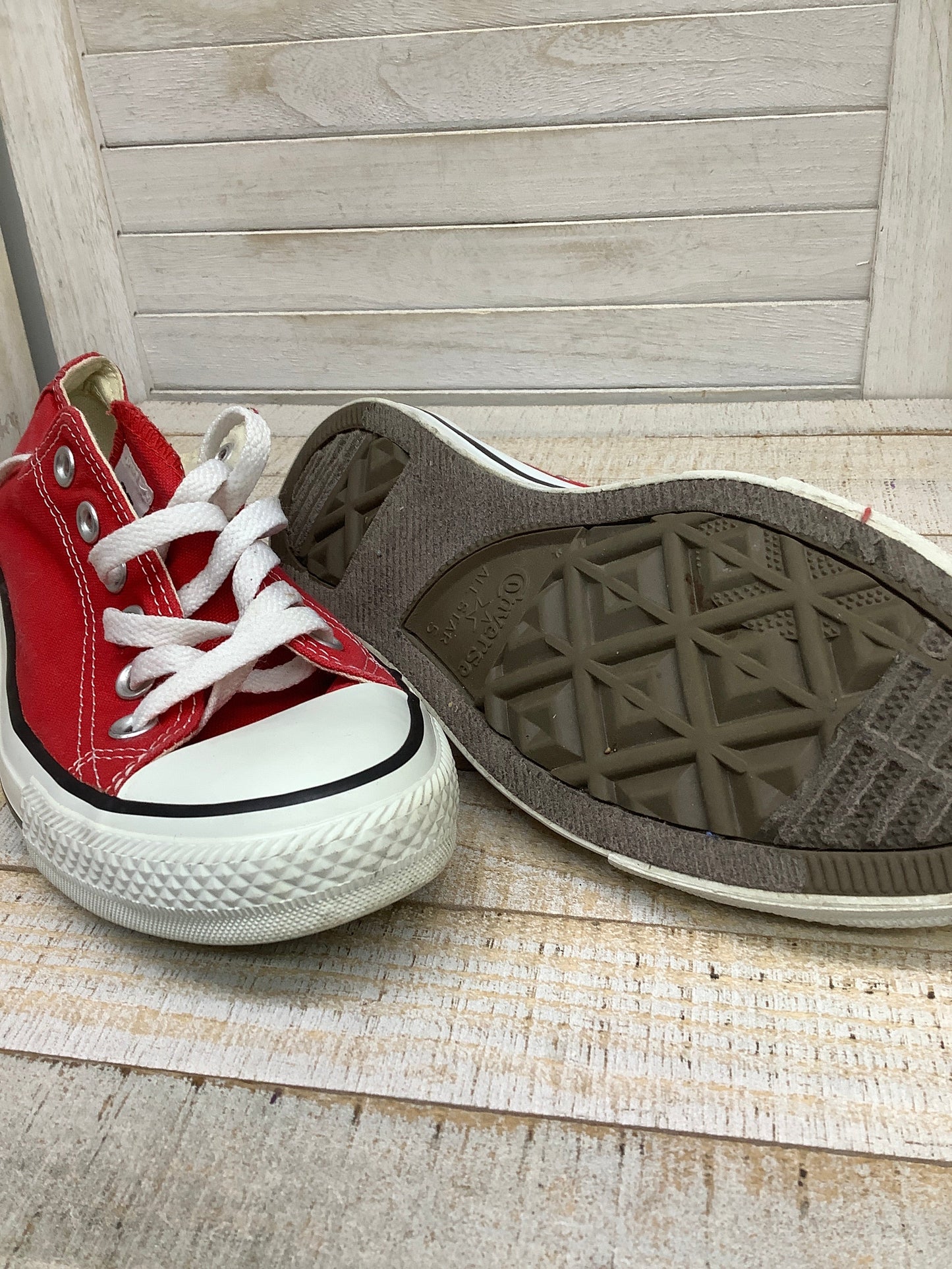 Shoes Flats By Converse In Red, Size: 7