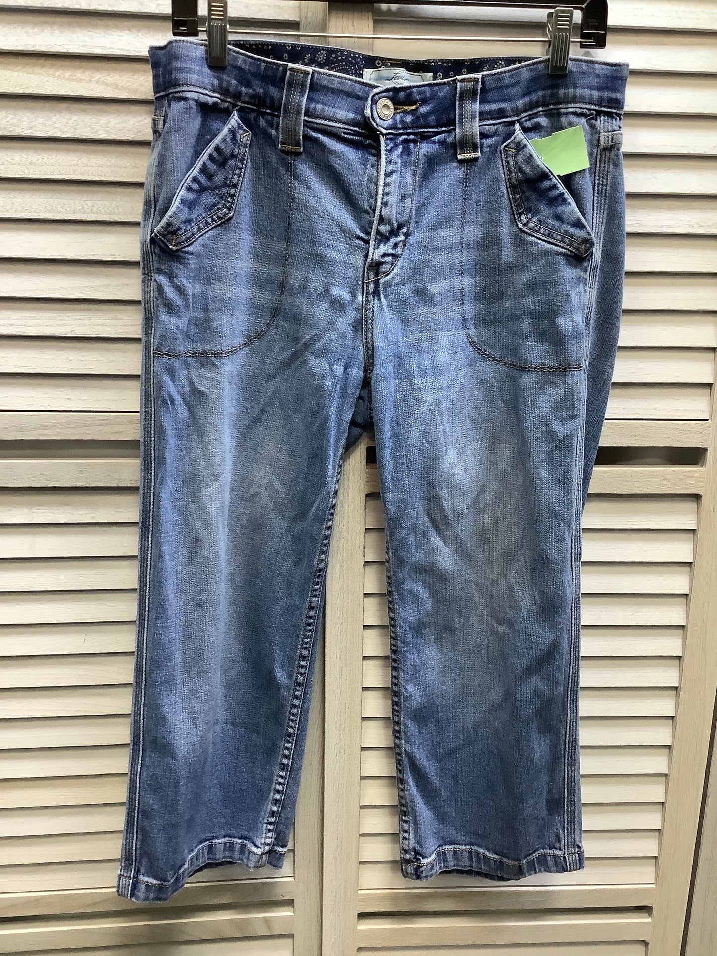 Blue Denim Capris Levis, Size 10