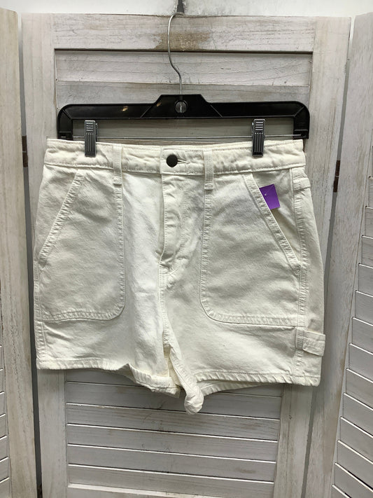 Shorts By Universal Thread  Size: 4