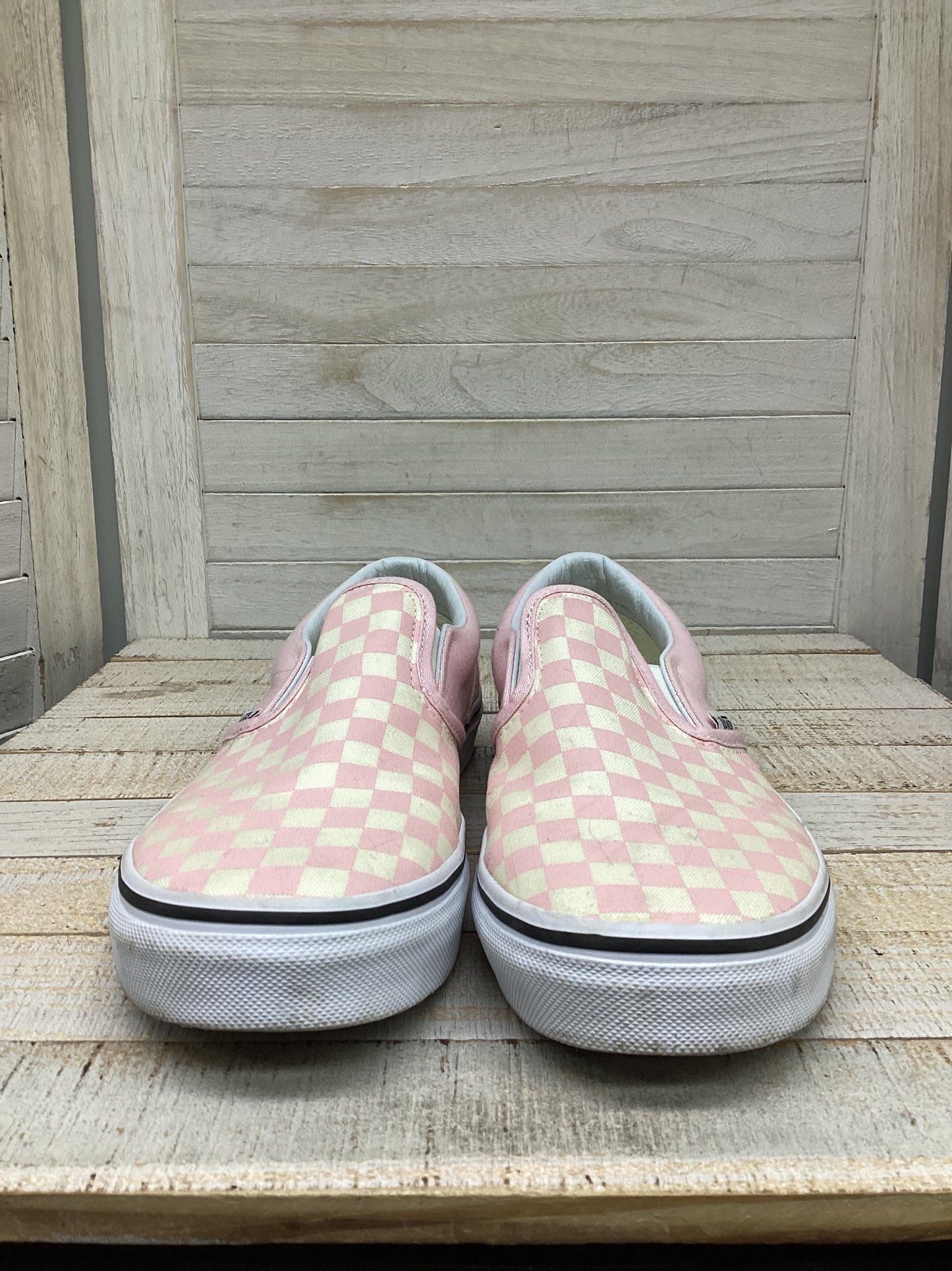 Shoes Sneakers By Vans In Pink, Size: 5.5