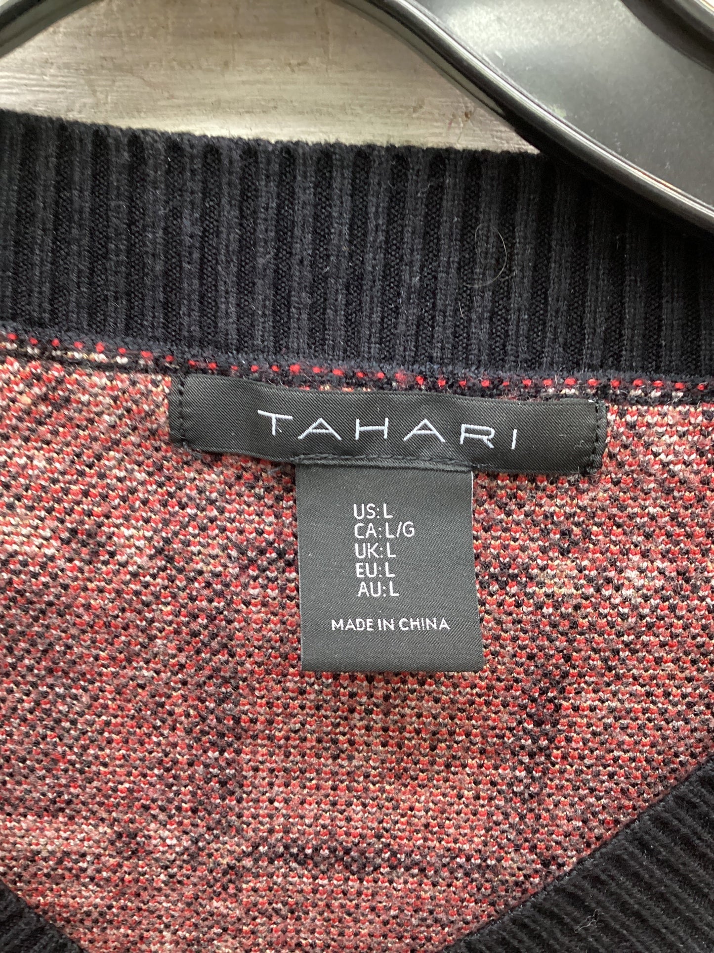 Sweater By Tahari By Arthur Levine In Plaid Pattern, Size: L