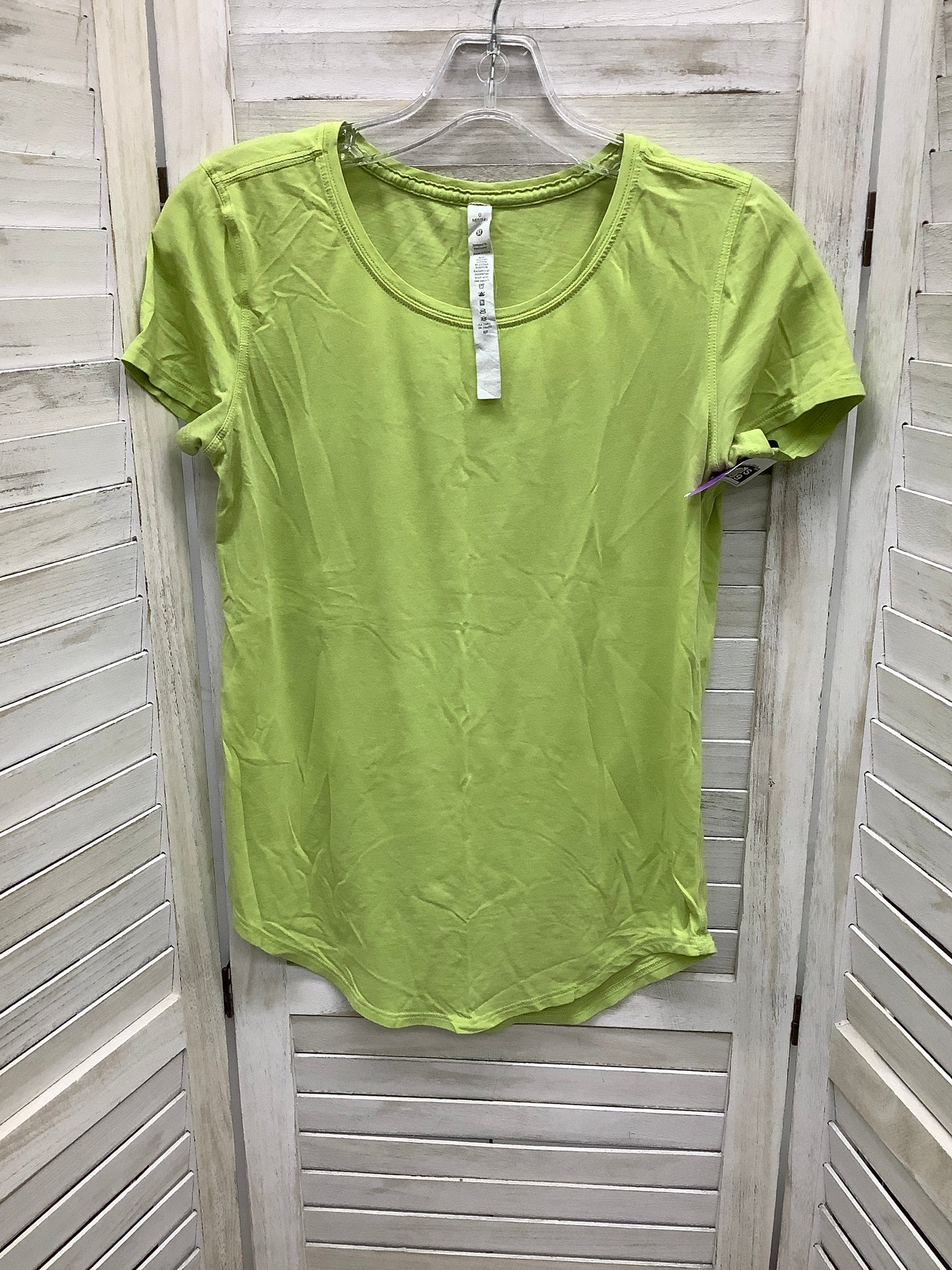 Athletic Top Short Sleeve By Lululemon  Size: 0