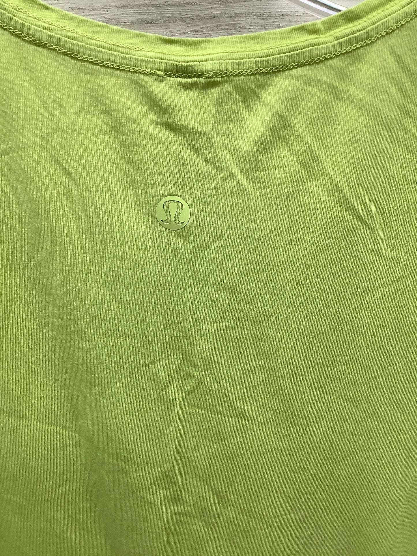 Athletic Top Short Sleeve By Lululemon  Size: 0