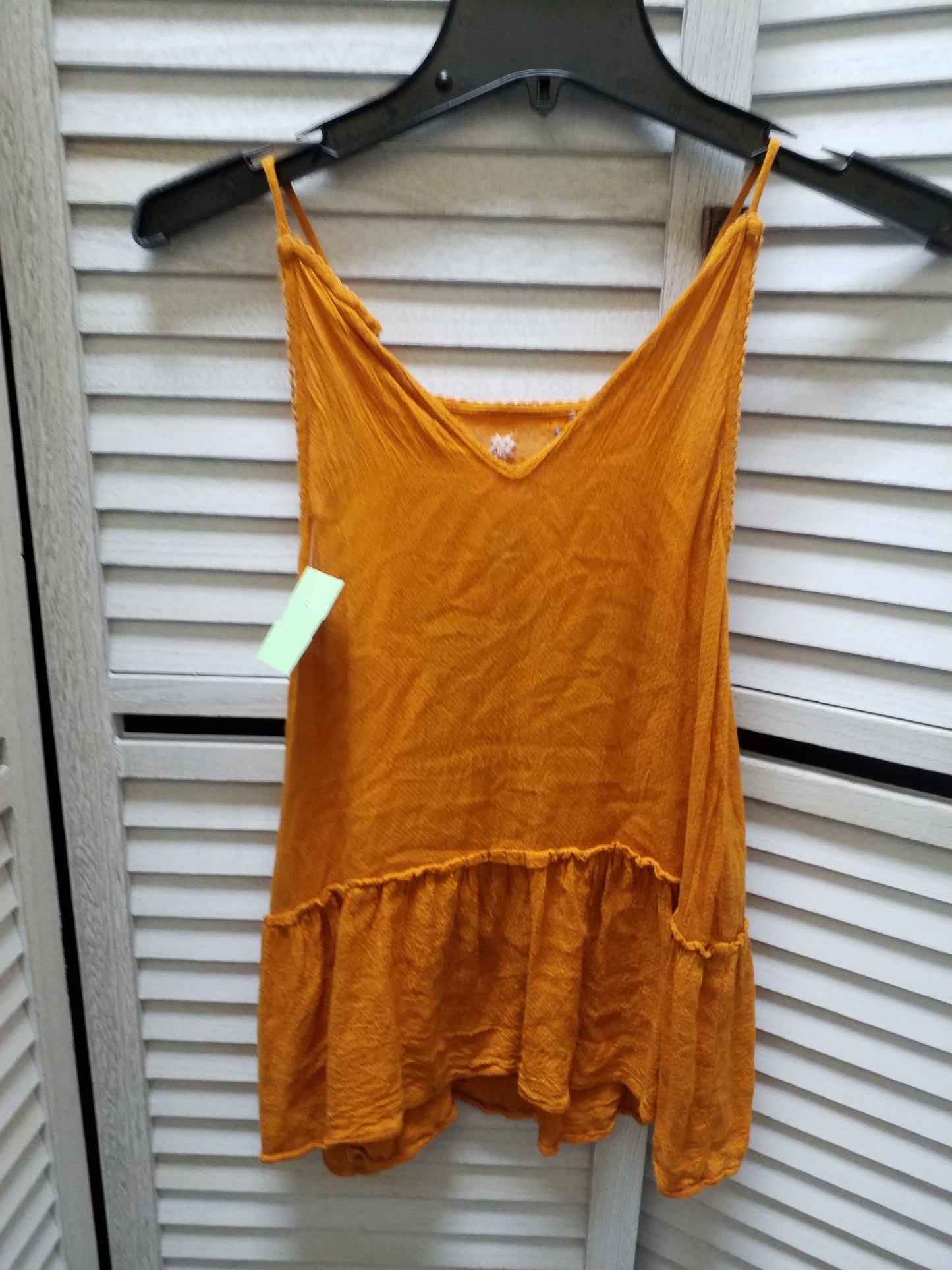 Top Sleeveless By Clothes Mentor  Size: M