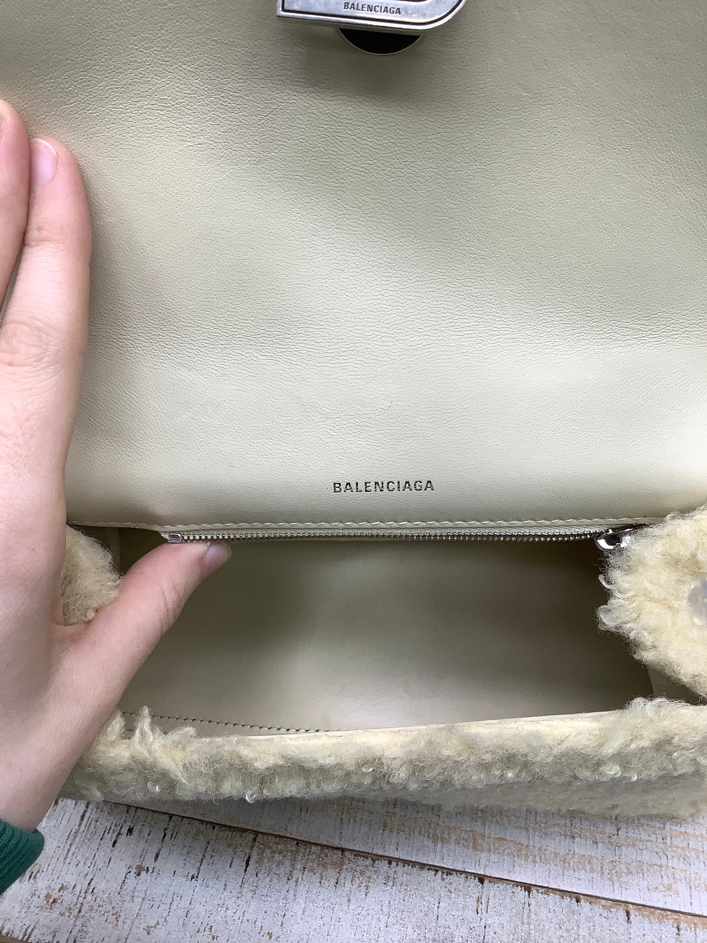 Crossbody Luxury Designer Balenciaga, Size Medium