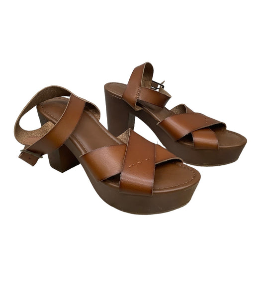 Sandals Heels Block By Universal Thread  Size: 8.5