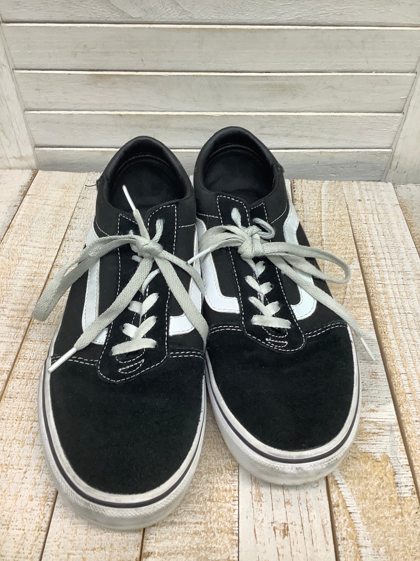 Shoes Sneakers By Vans  Size: 9.5