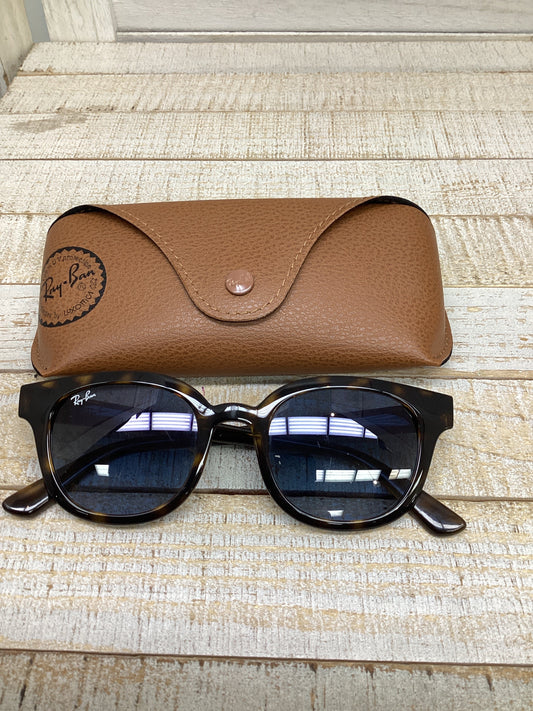 Sunglasses Designer By Ray Ban