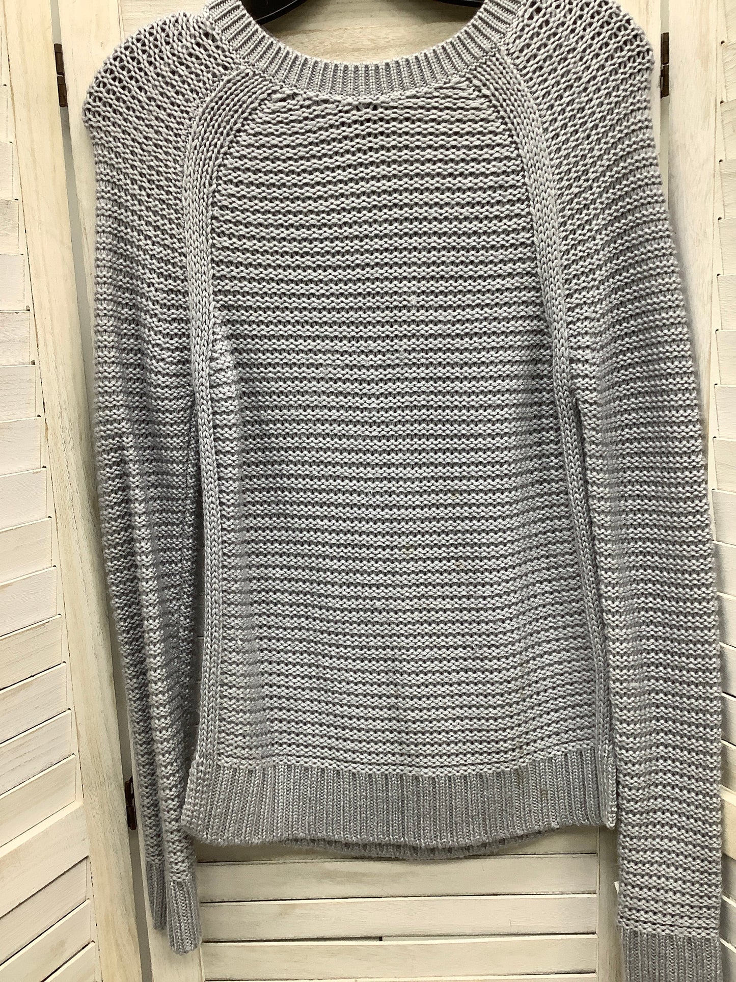 Sweater By Banana Republic  Size: S