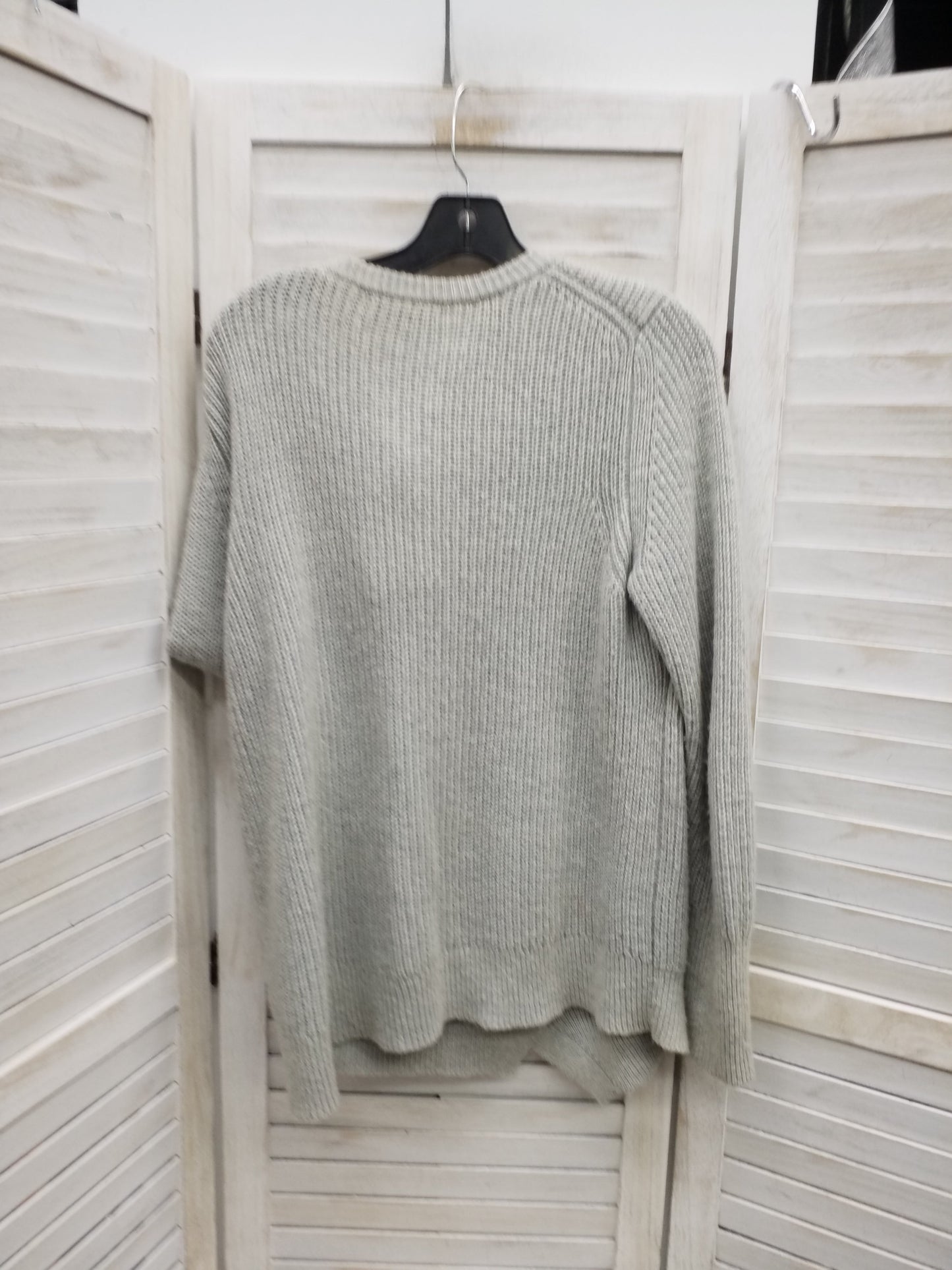 Sweater By Banana Republic  Size: M