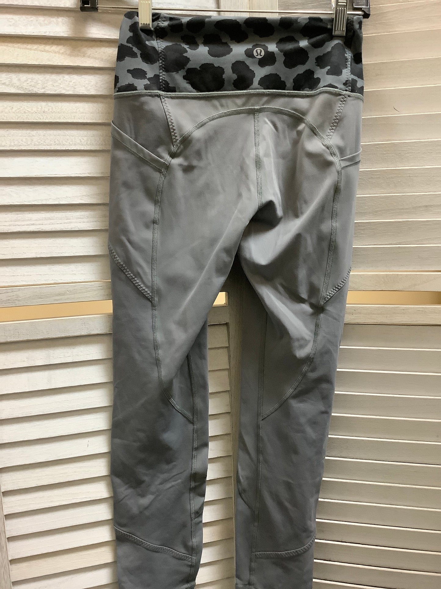 Athletic Leggings By Lululemon  Size: 4