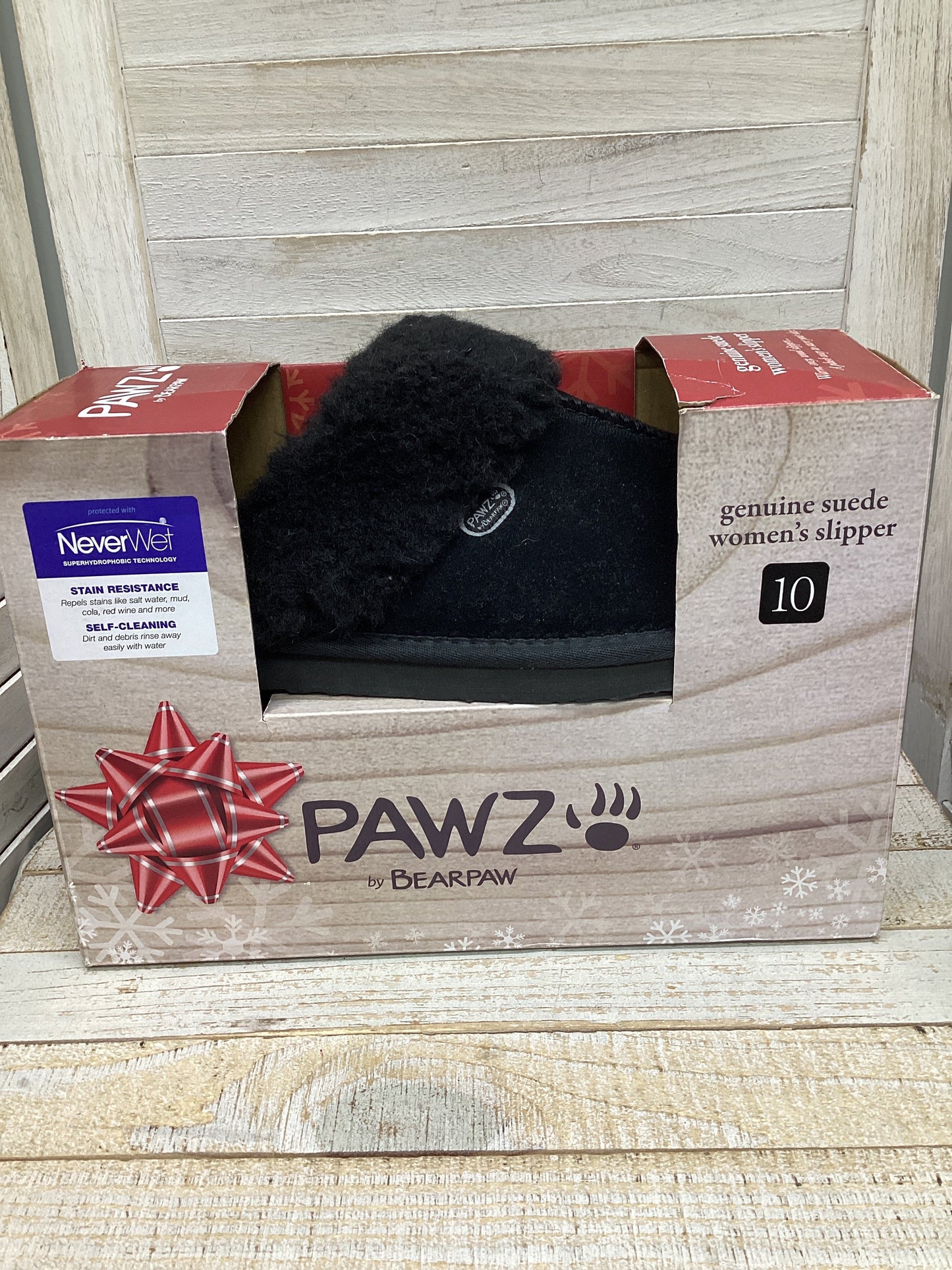 Slippers By Bearpaw In Black