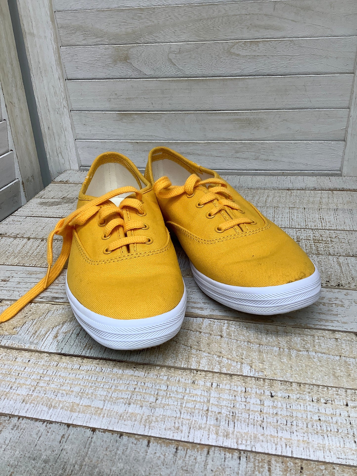 Shoes Sneakers By Keds In Orange, Size: 7.5