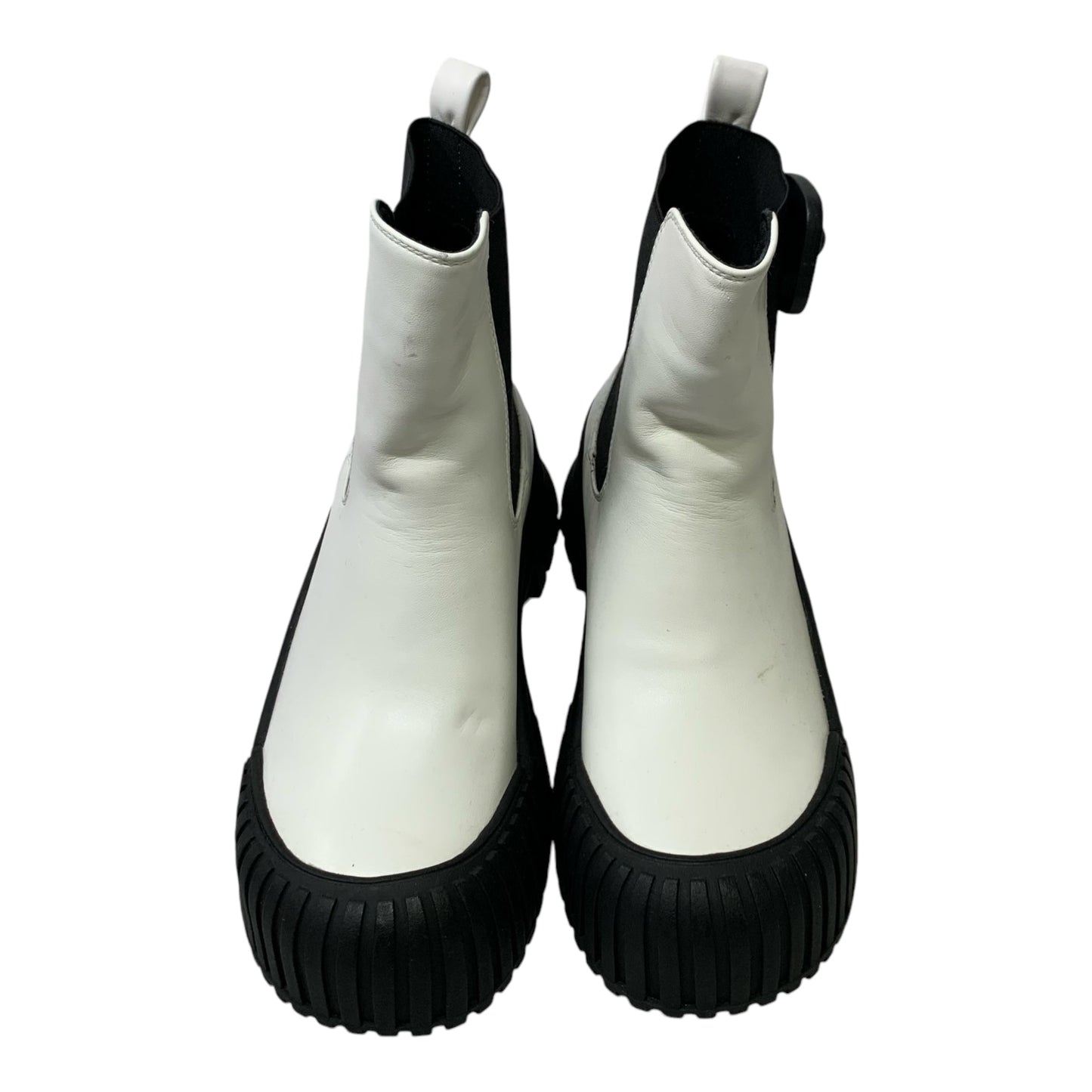 Boots Ankle Heels By Clothes Mentor In White, Size: 5.5