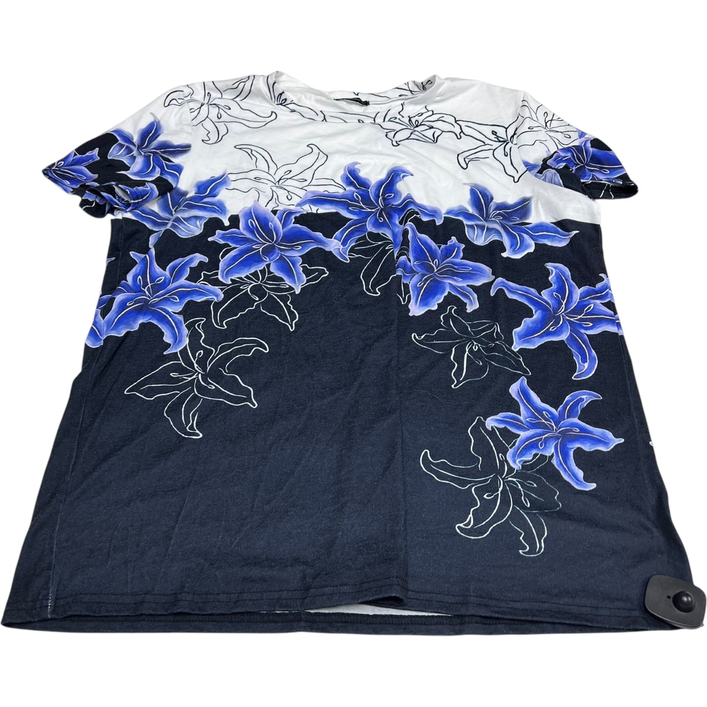 Top Short Sleeve By Just Fashion Now In Blue & White, Size: 3x