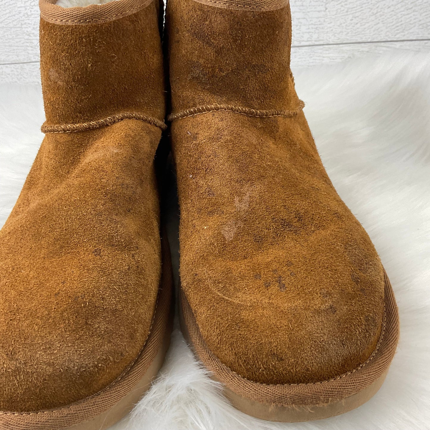 Boots Designer By Ugg In Brown, Size: 10