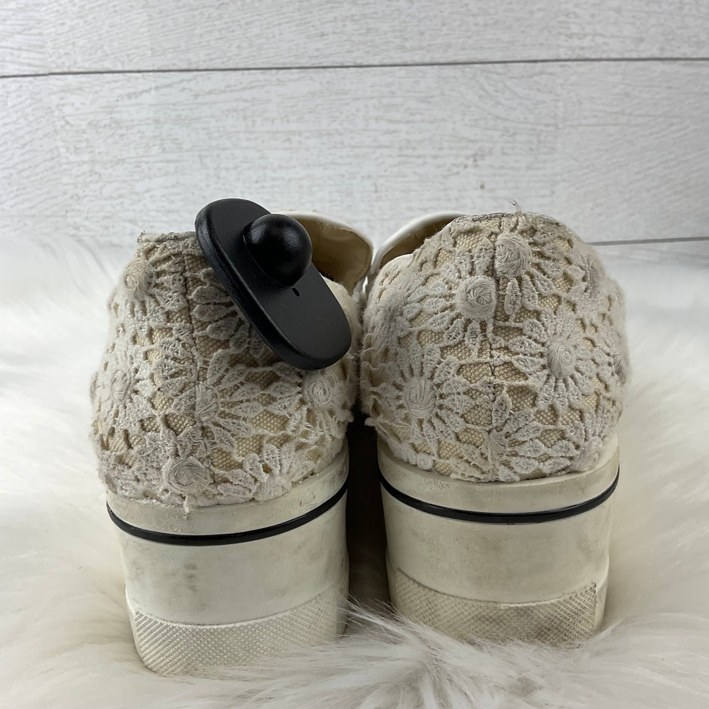 Shoes Designer By Stella Mccartney In Cream, Size: 8.5