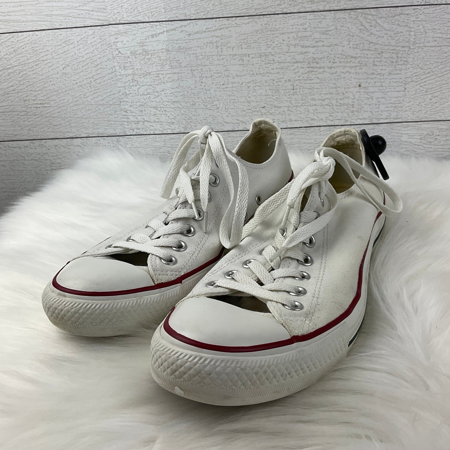 Shoes Sneakers By Converse In White, Size: 11