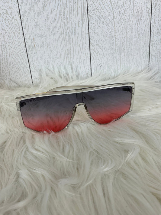 Sunglasses Designer Frye, Size 01 Piece