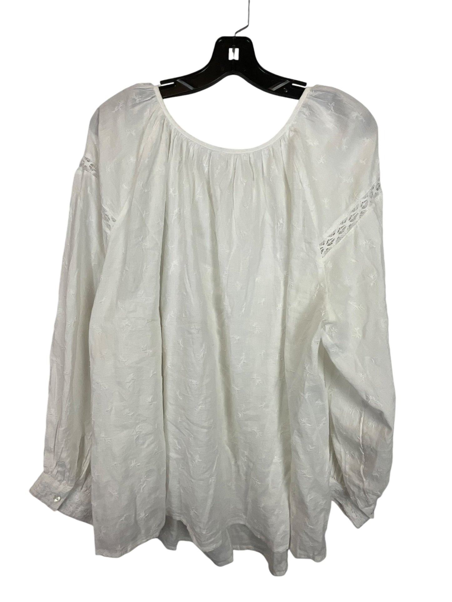 Top Long Sleeve By Old Navy In White, Size: 2x