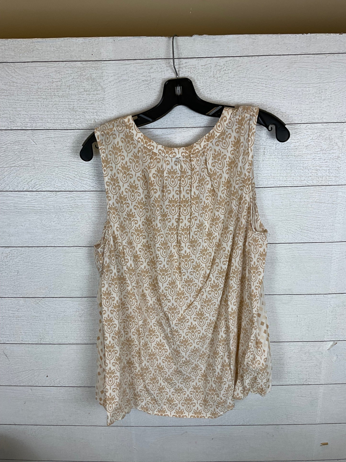Cream Top Sleeveless Crown And Ivy, Size 2x