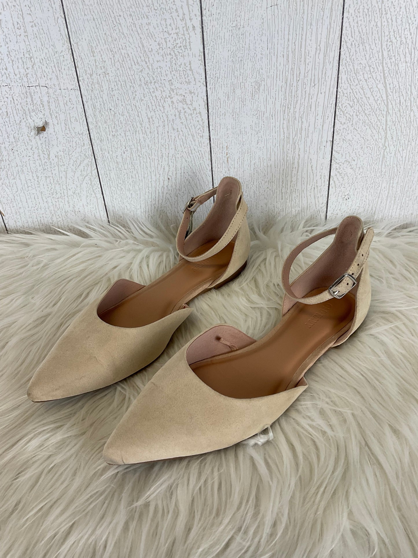 Shoes Flats By Old Navy In Cream, Size: 7