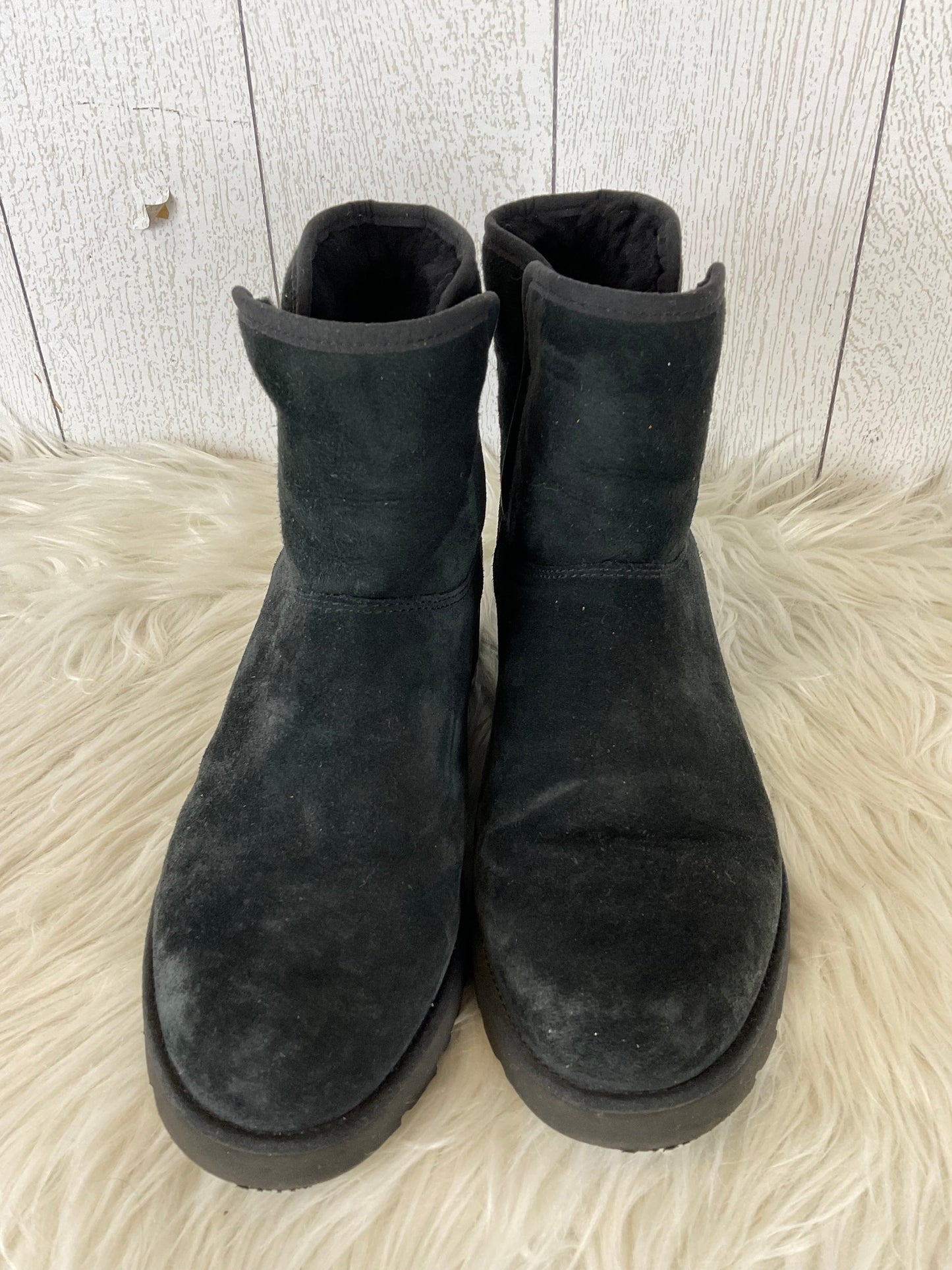 Boots Designer By Ugg In Black, Size: 7