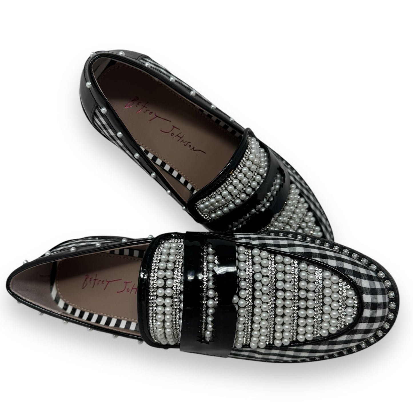 Darian Pearl-Embellished Tailored Lug-Sole Loafers By Betsey Johnson In Black & White, Size: 6.5