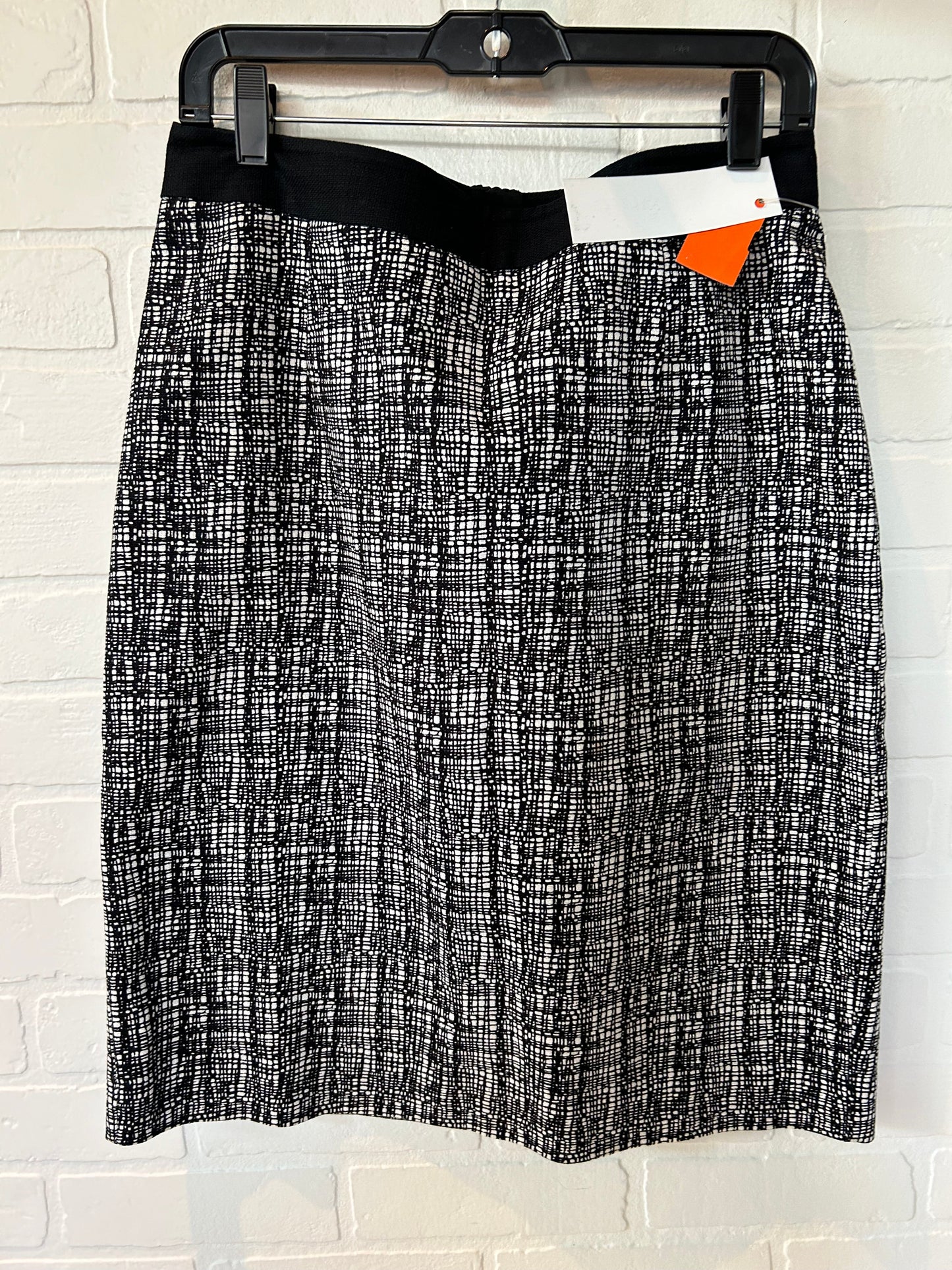 Black & White Skirt Mini & Short Halogen, Size 12petite