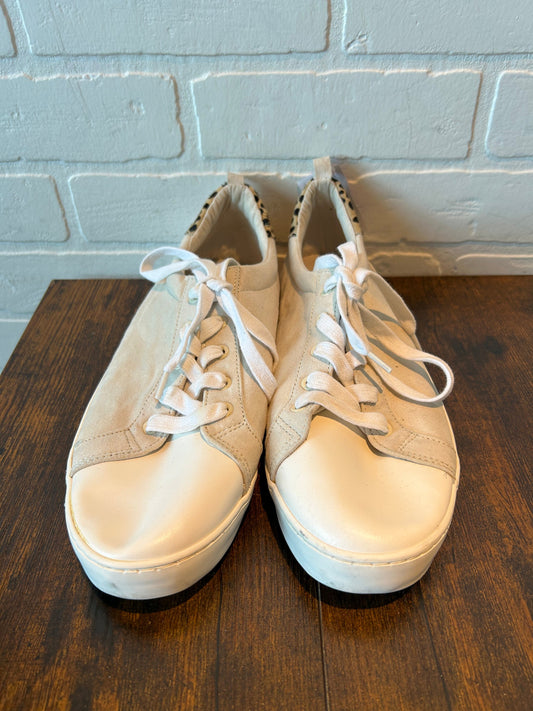 Tan & White Shoes Sneakers Gap, Size 10