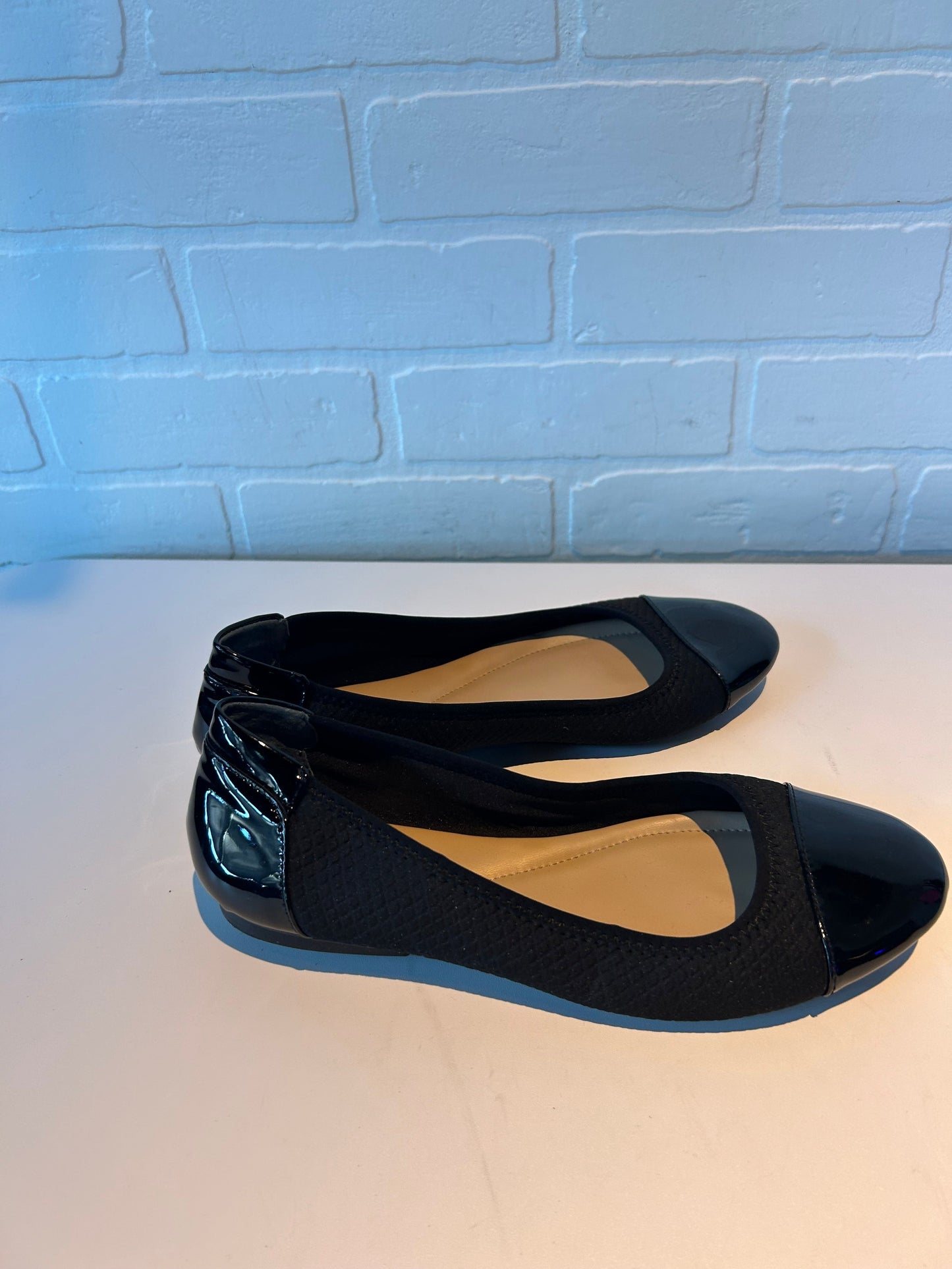 Sandals Heels Wedge By Clarks In Black, Size: 9