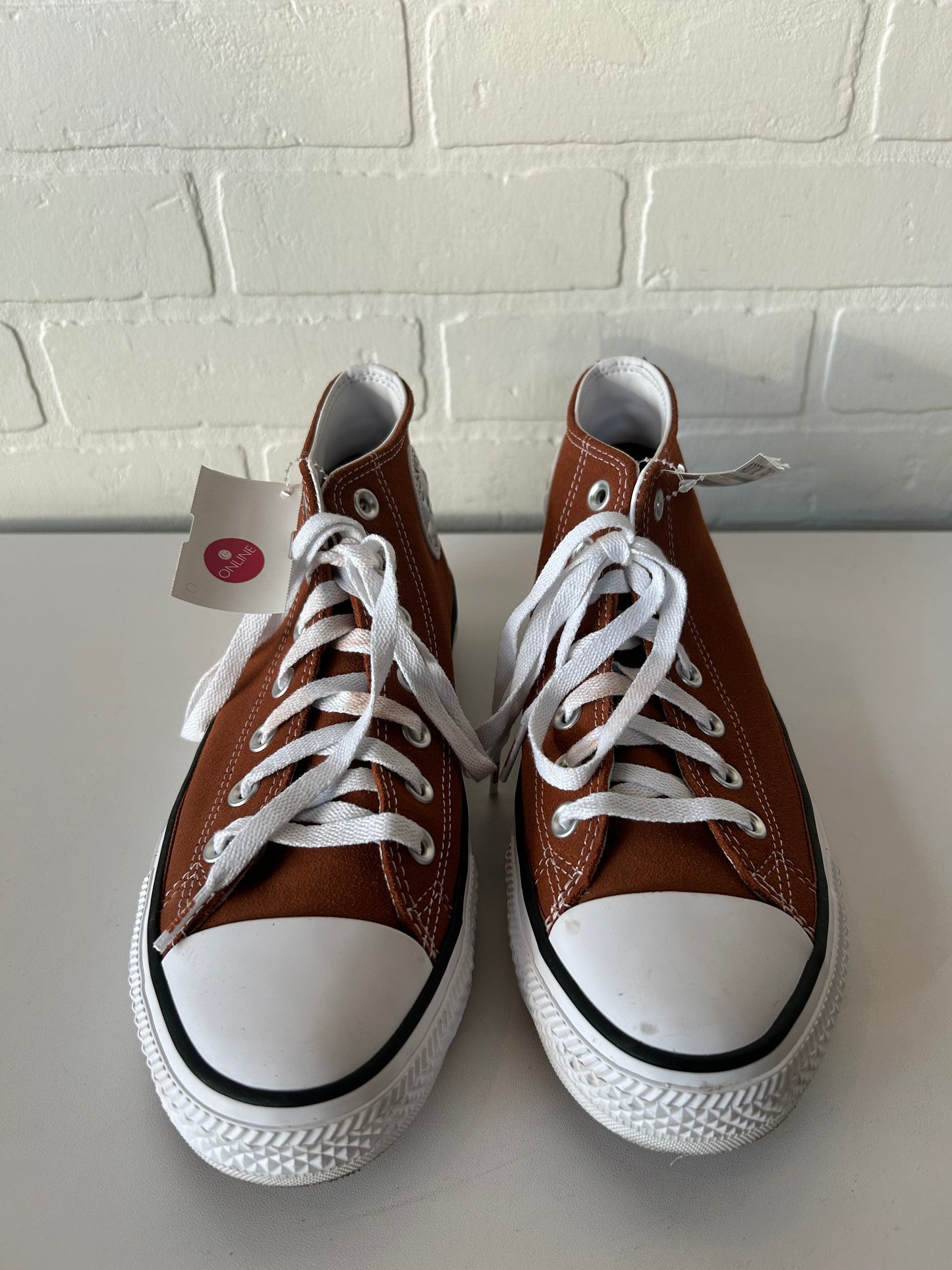 Shoes Sneakers By Converse In Brown & White, Size: 9.5