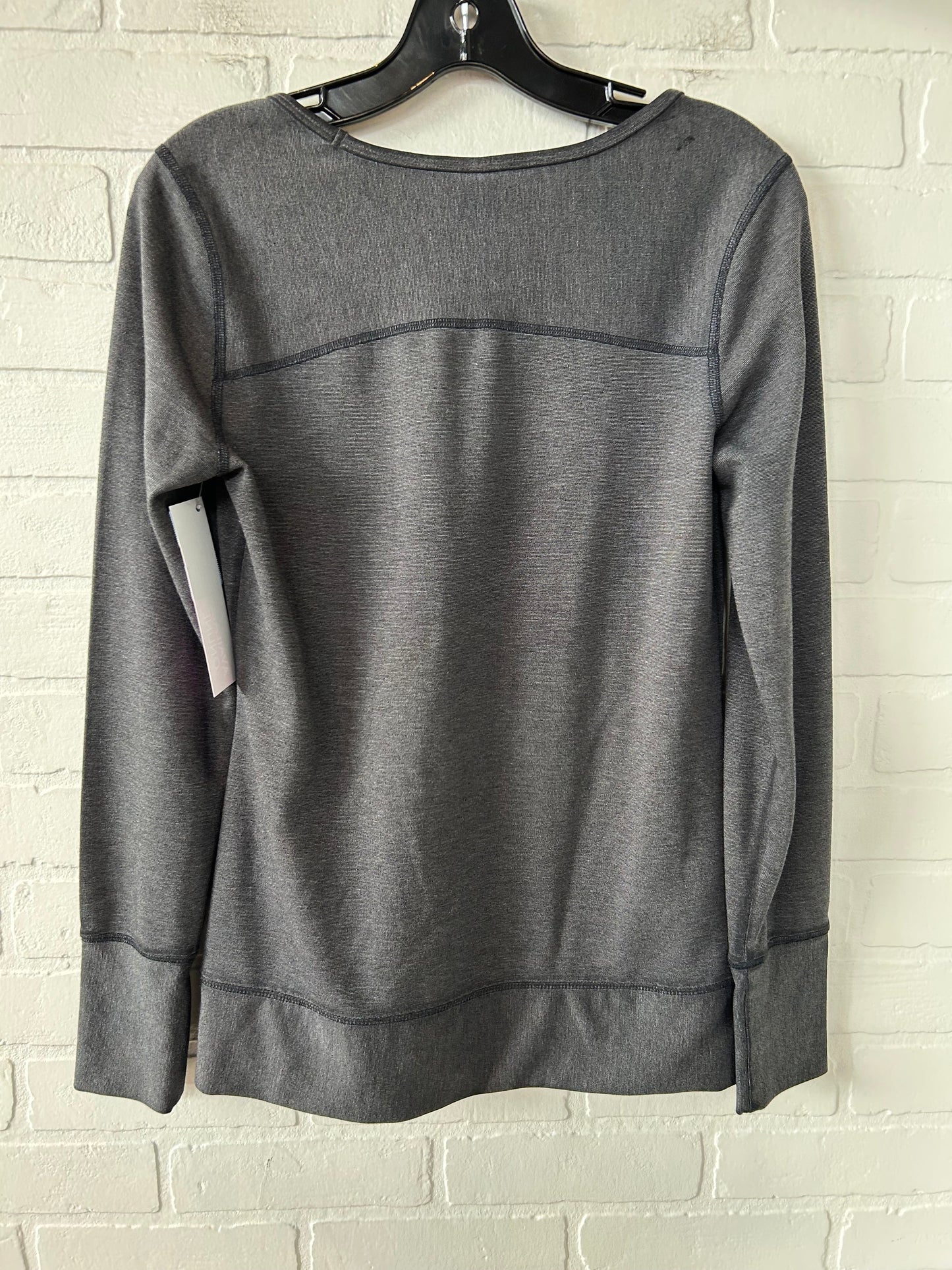 Athletic Top Long Sleeve Crewneck By Eddie Bauer In Grey, Size: S